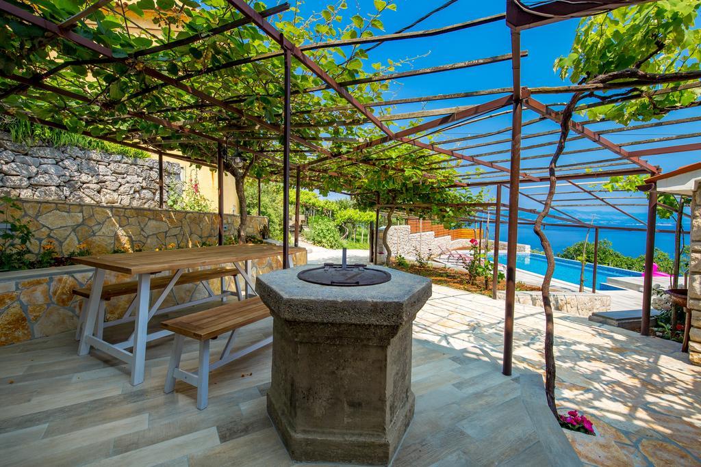 Villa House Obrs à Mošćenička Draga Extérieur photo