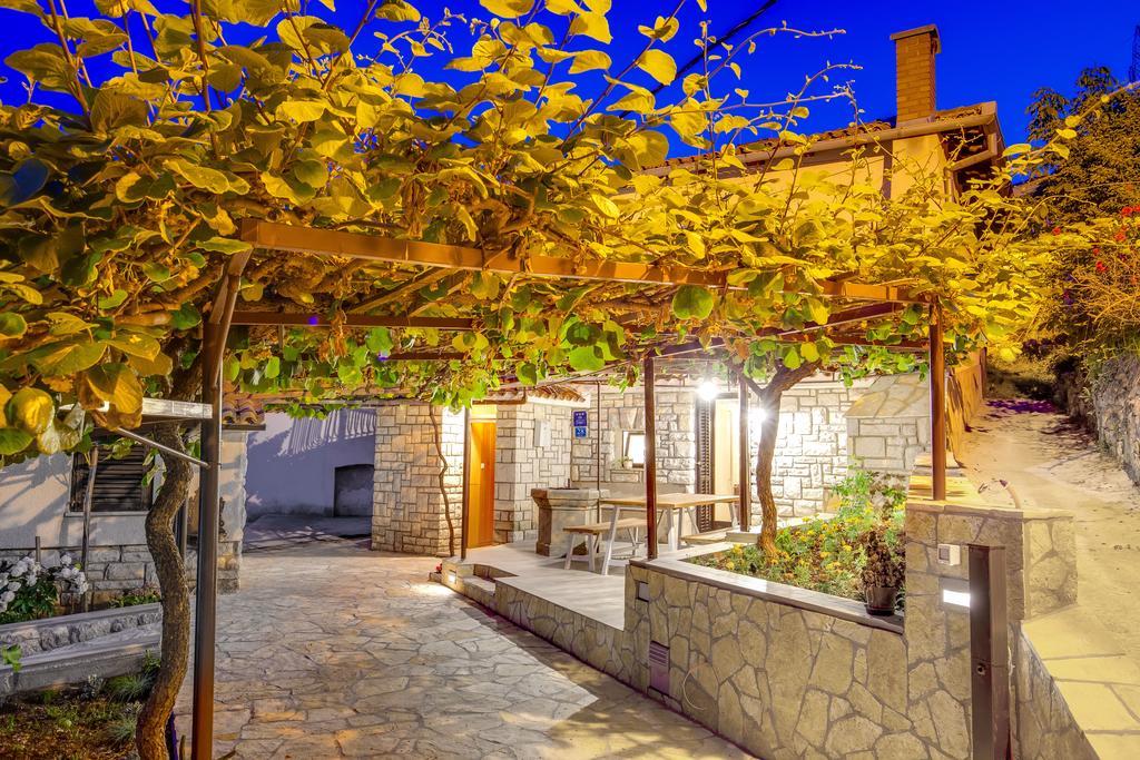 Villa House Obrs à Mošćenička Draga Extérieur photo